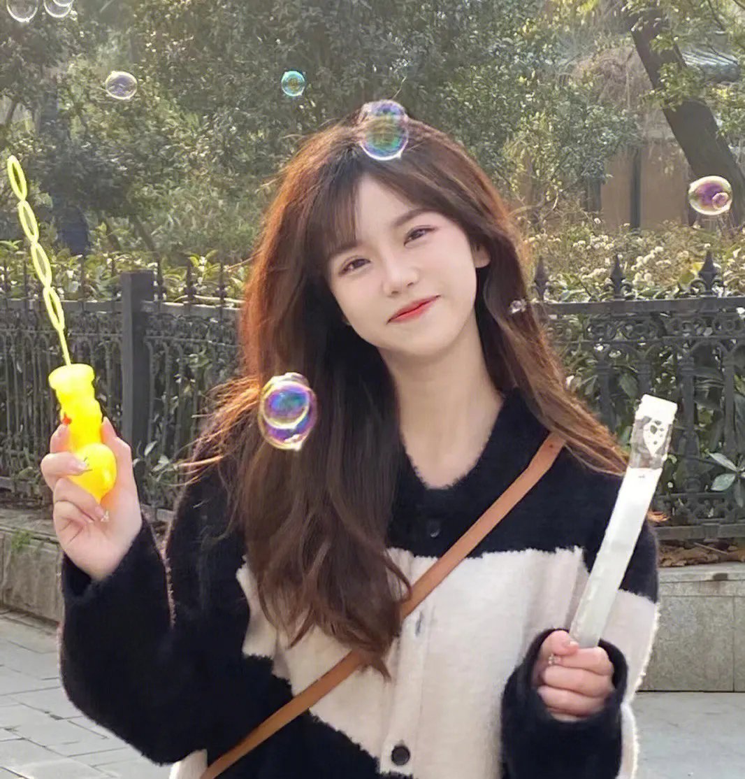 捡来的金丝雀她超能打32集